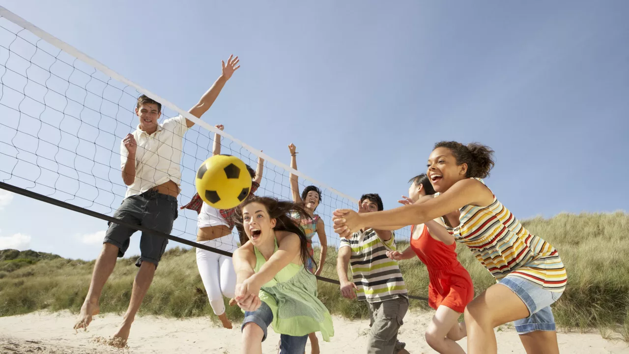 What are some fun beach games for kids?